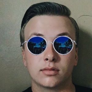 Meet your Posher, Josh